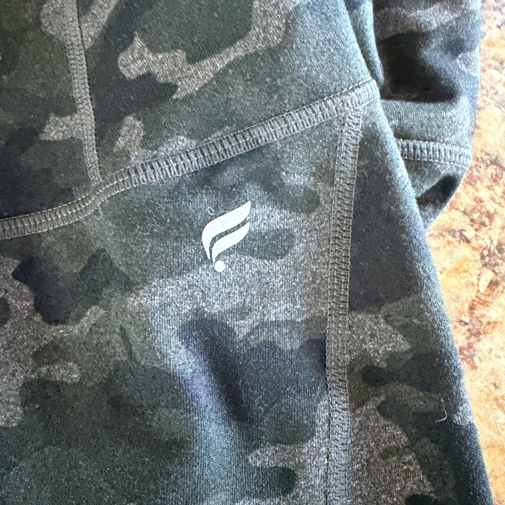 Fabletics Powerhold Black Camo Performance Leggin… - image 2